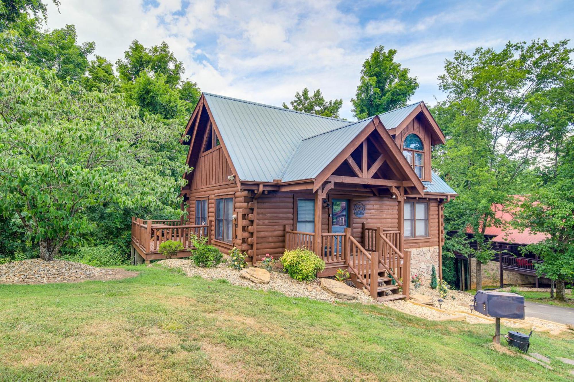 Pigeon Forge Cabin Premier Location And Hot Tub Exterior foto